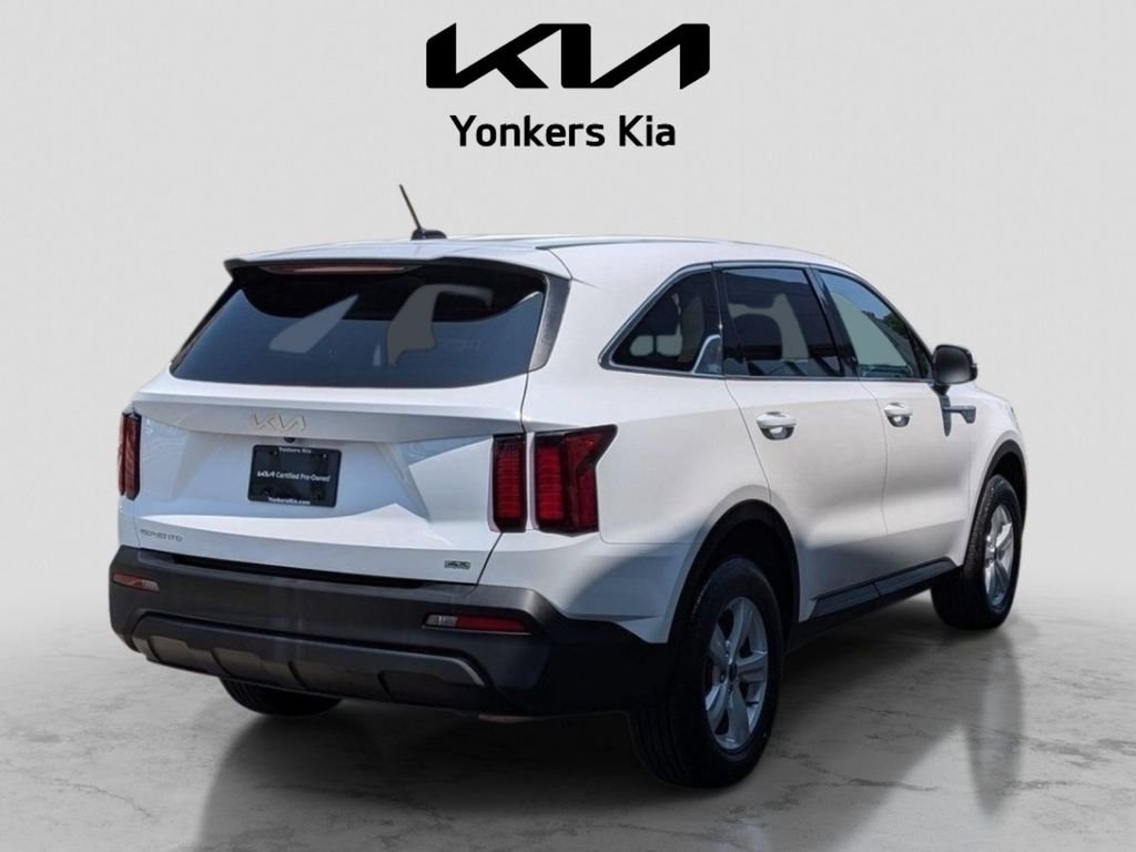 Certified Used 2023 White Kia LX image 6