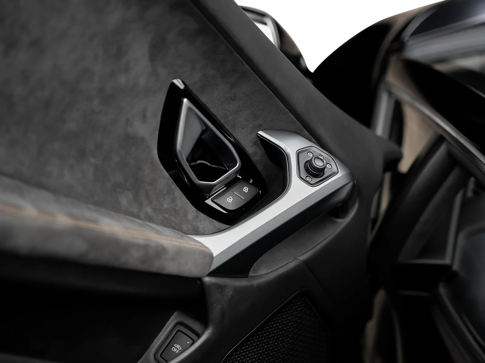 Used 2015 Black Lamborghini LP610-4 image 55