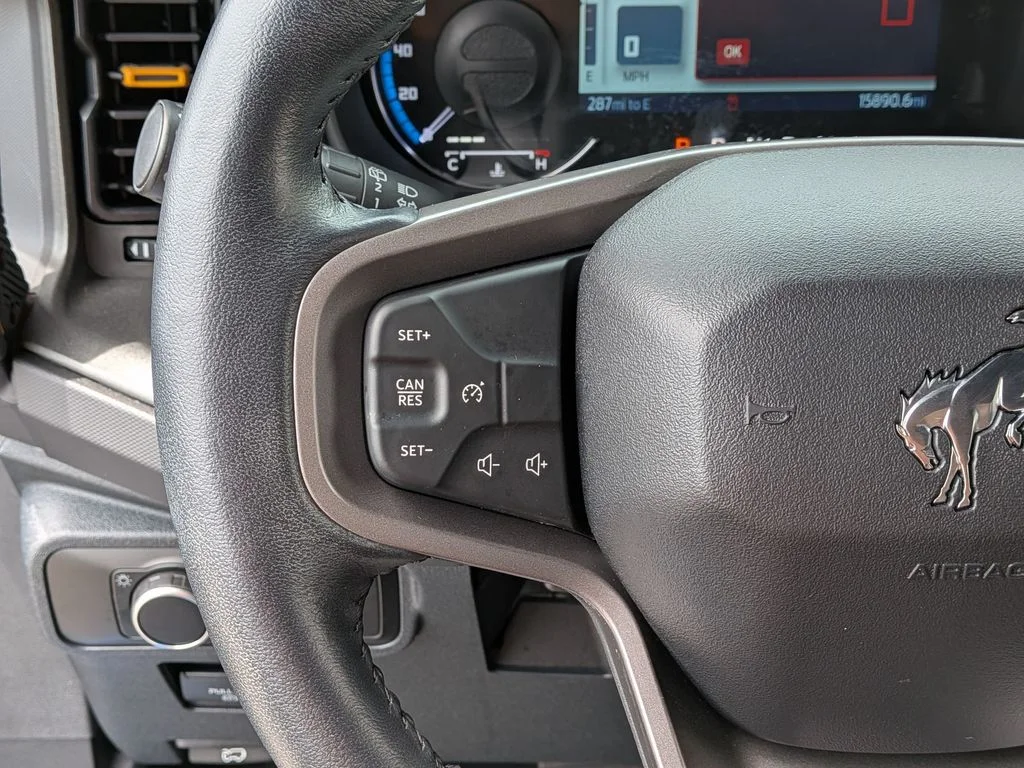 Used 2024 Blue Ford Badlands image 16