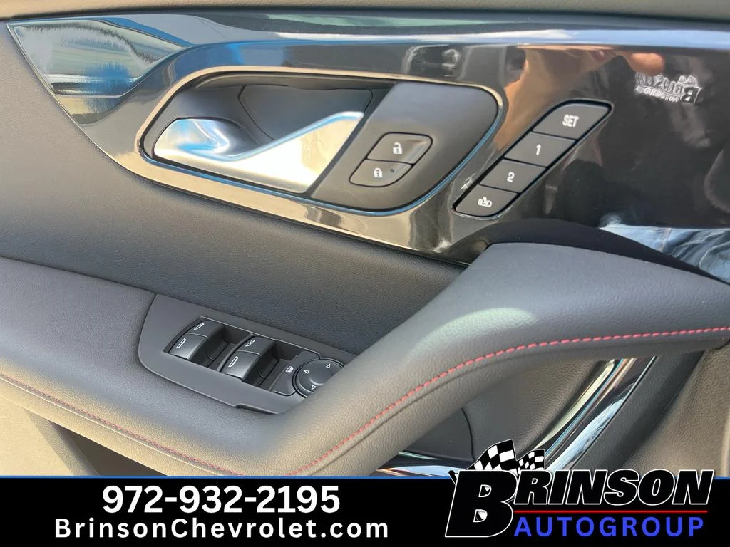 Used 2025 Agate Black Metallic Ford ST-Line image 20