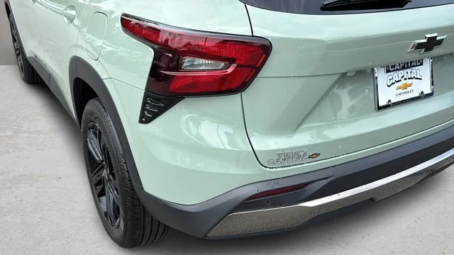 Used 2026 Cacti Green Chevrolet ACTIV image 36