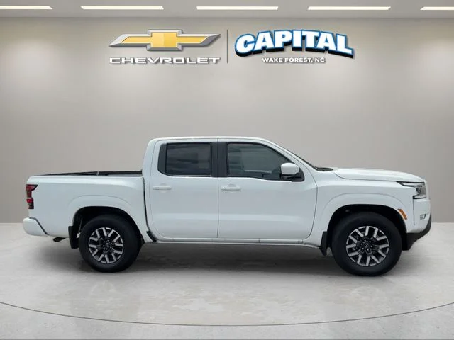 Used 2024 White Nissan SL image 6