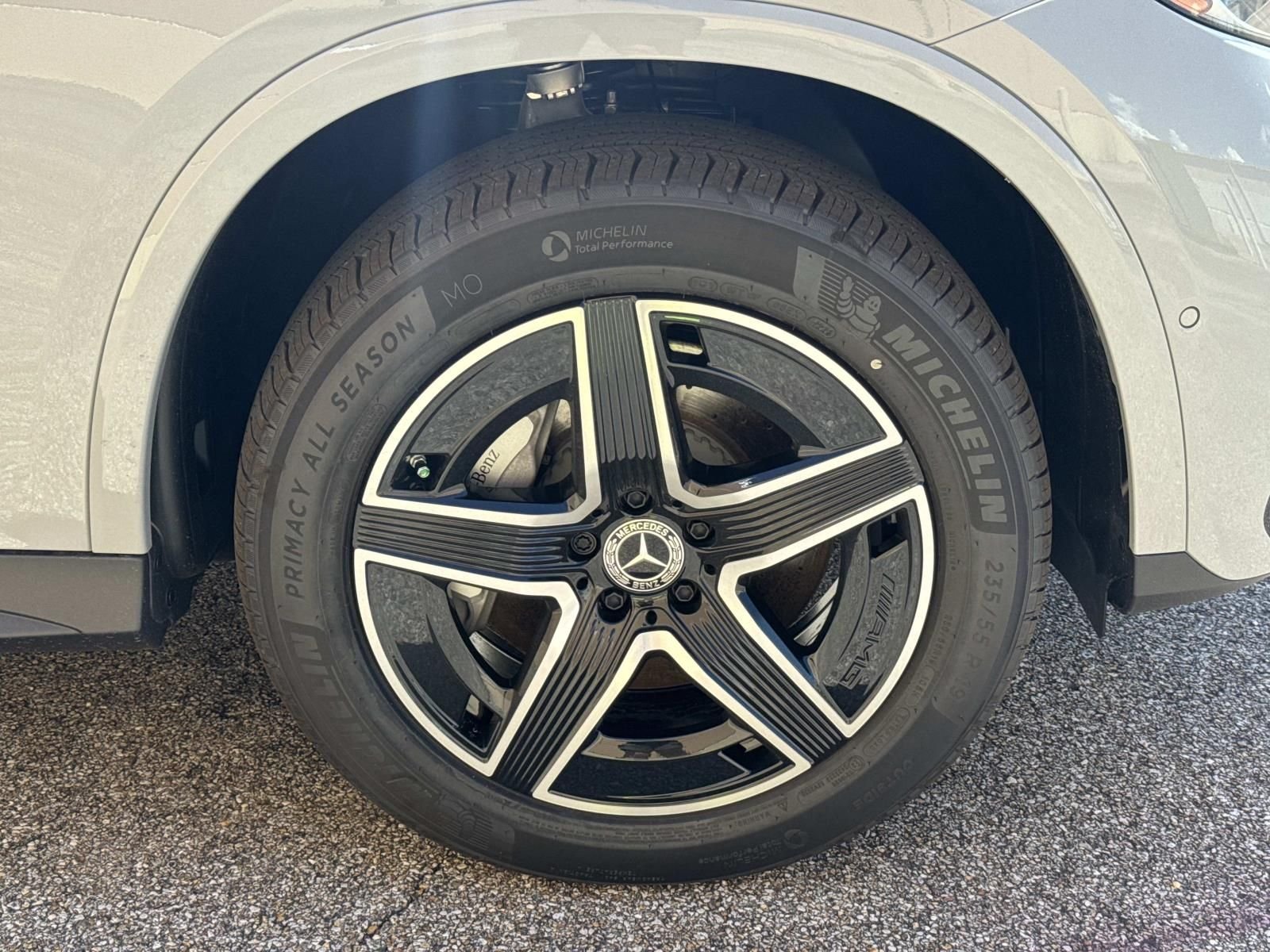 New 2026 Gray Mercedes-Benz GLC 300 image 3