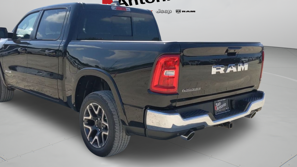 New 2026 Diamond Black Crystal Pearl-Coat Exterior Paint RAM Laramie image 42