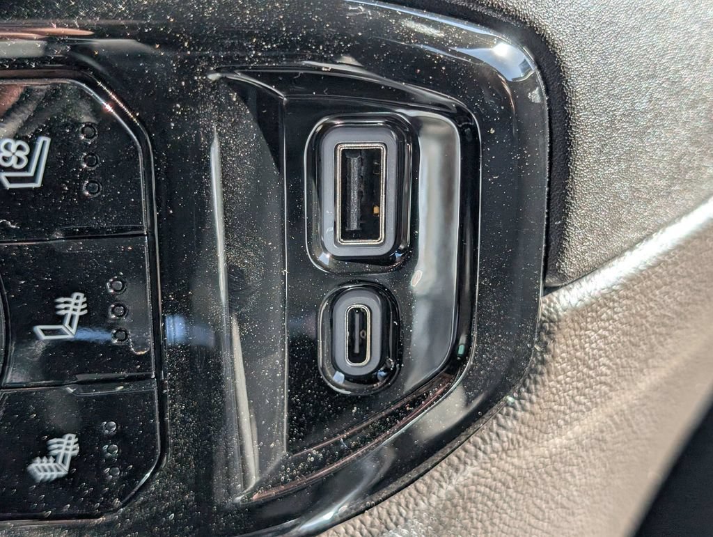2026 Chevrolet Silverado 1500 LTZ - Photo 34