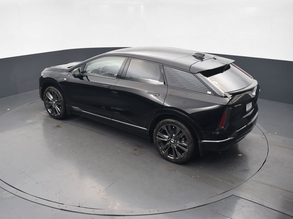 2026 CADILLAC OPTIQ - Image 42