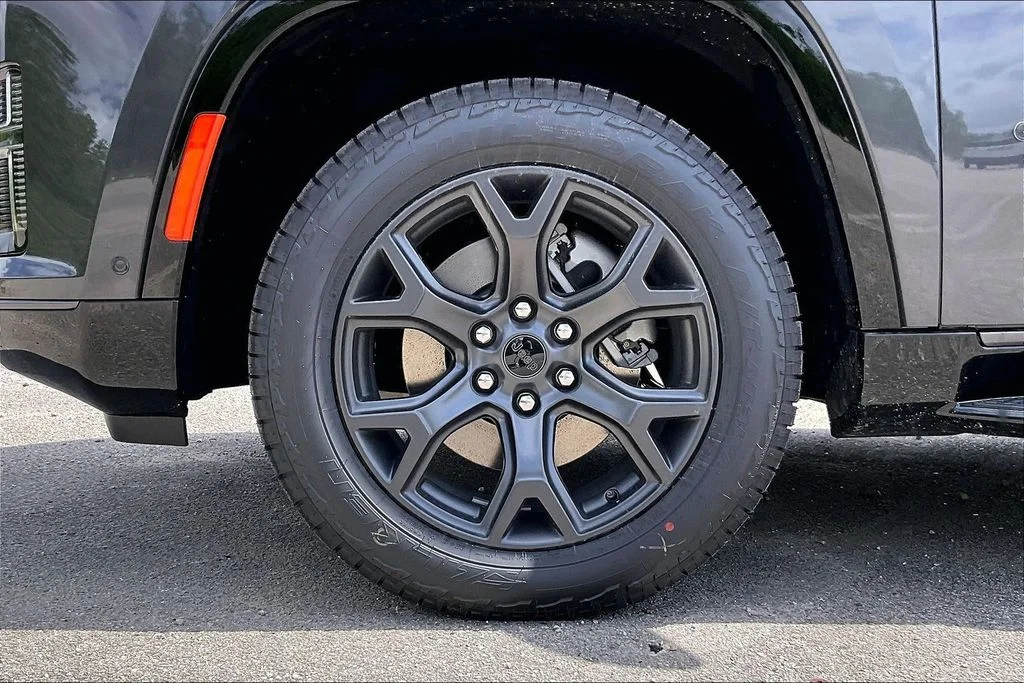 New 2026 Jeep Grand Wagoneer Upland 4D Sport Utility