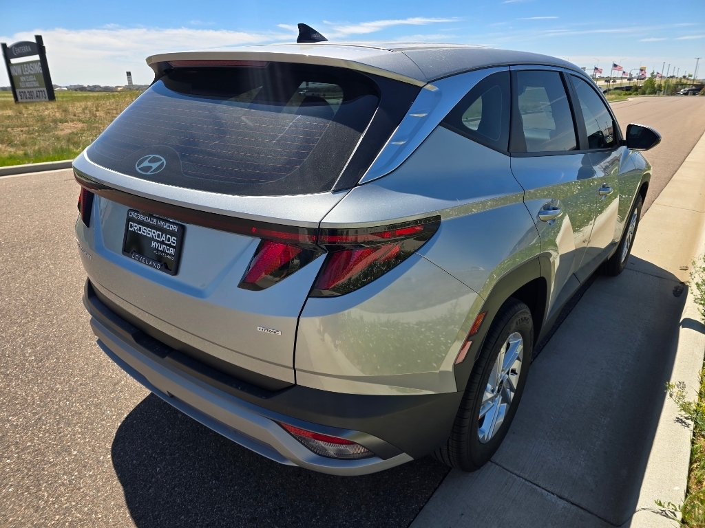 New 2026 Shimmering Silver Hyundai SE image 5