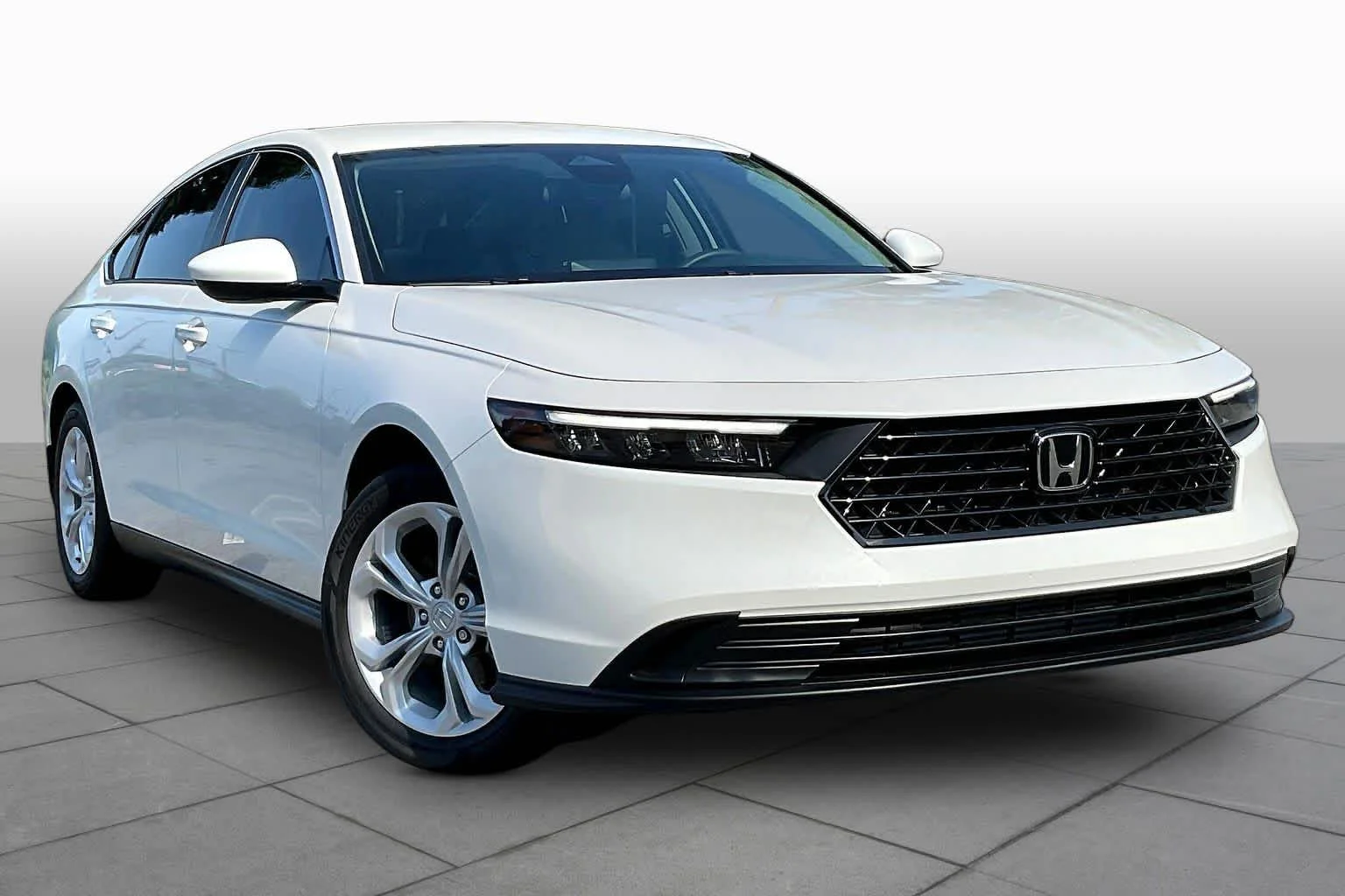 New 2026 Platinum White Pearl Honda LX image 2