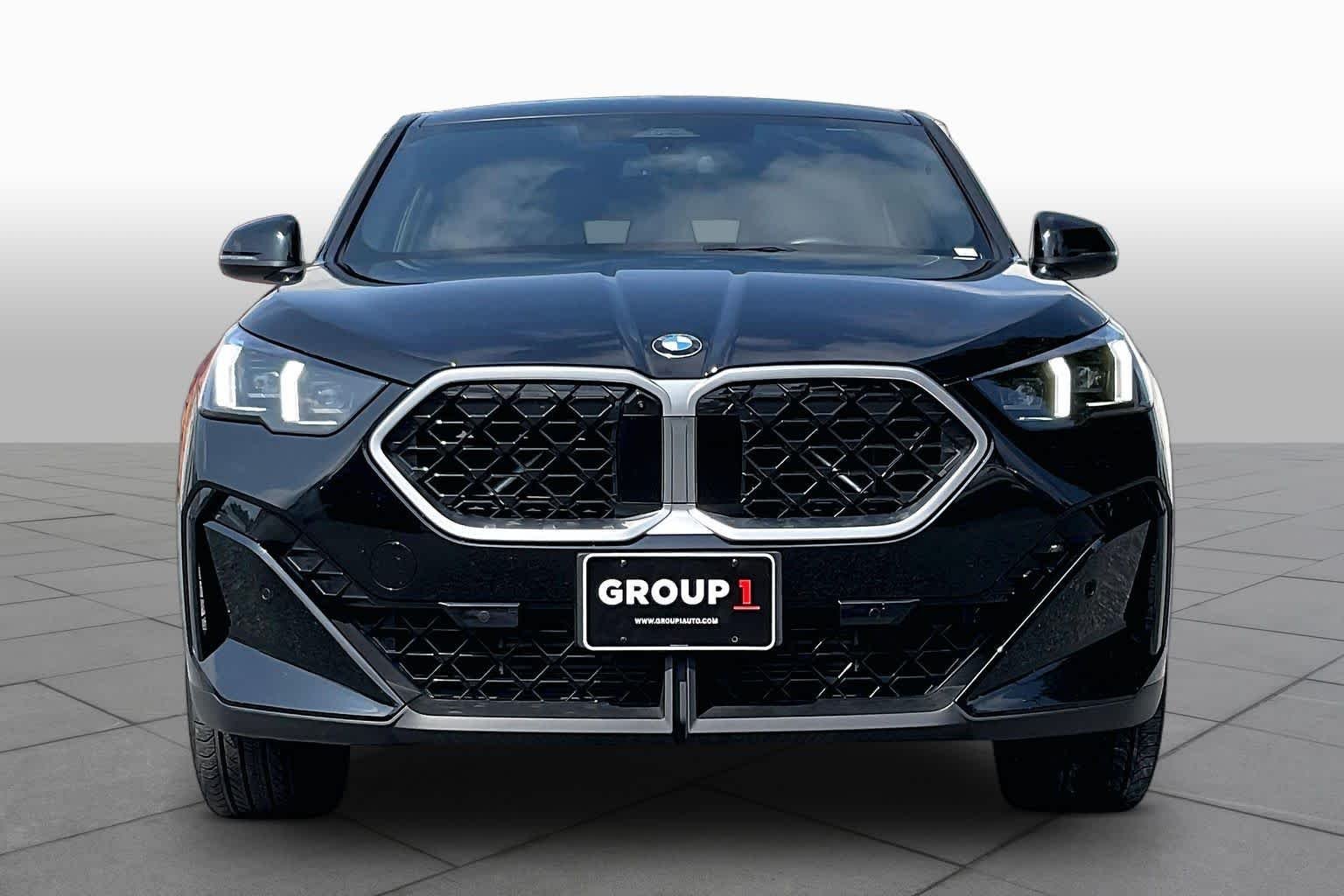 Used 2026 Black Sapphire Metallic BMW xDrive28i image 3