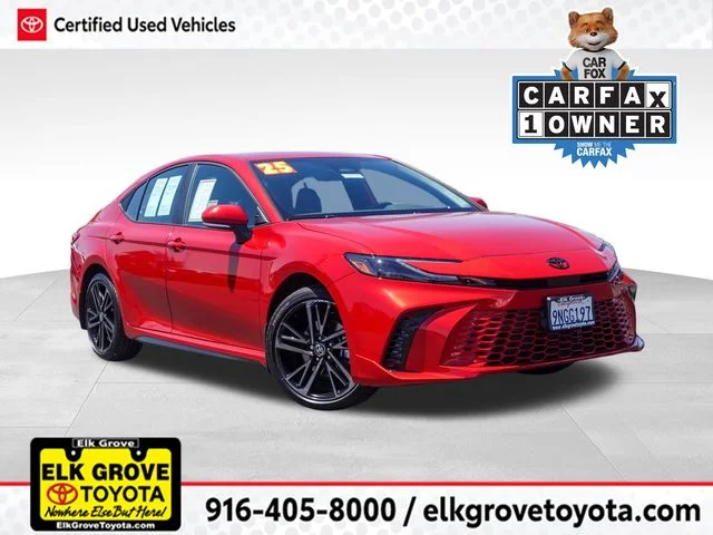 2025 Toyota Camry XSE AWD Hybrid's photo