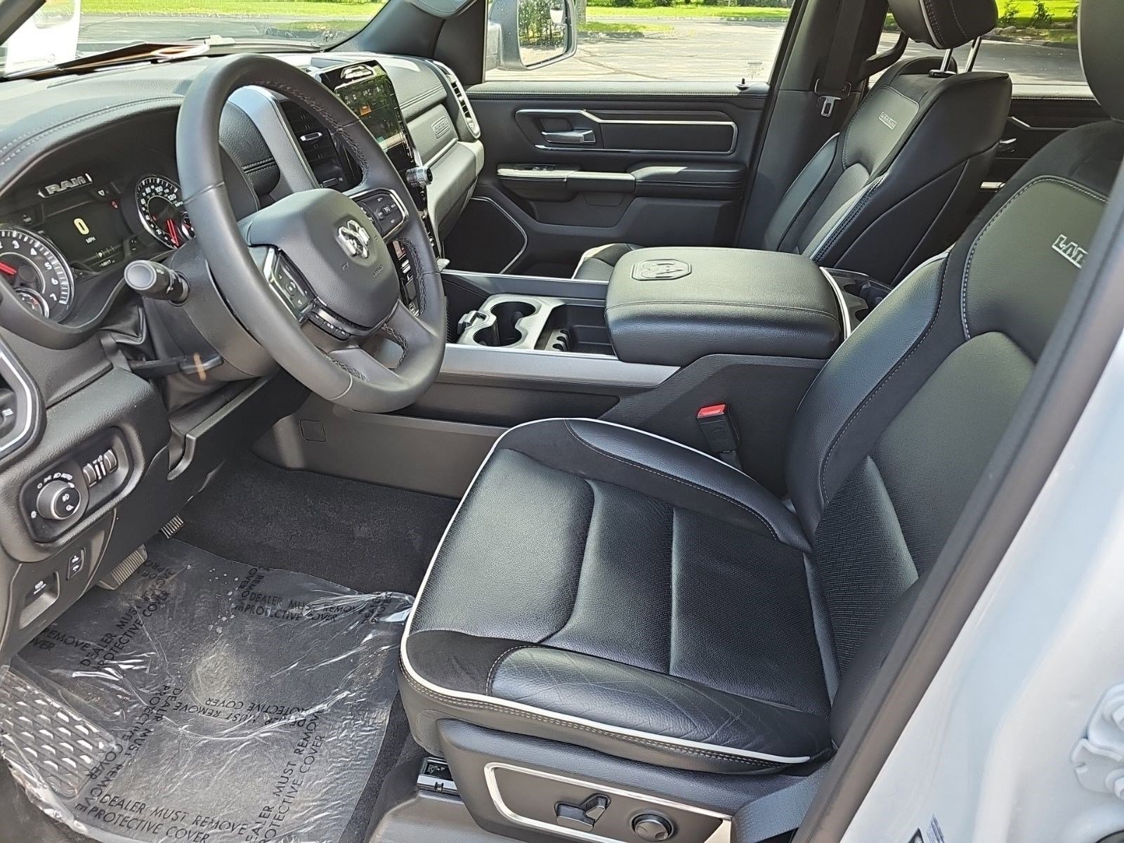 Certified Used 2025 Bright White Clearcoat Ram Laramie image 17