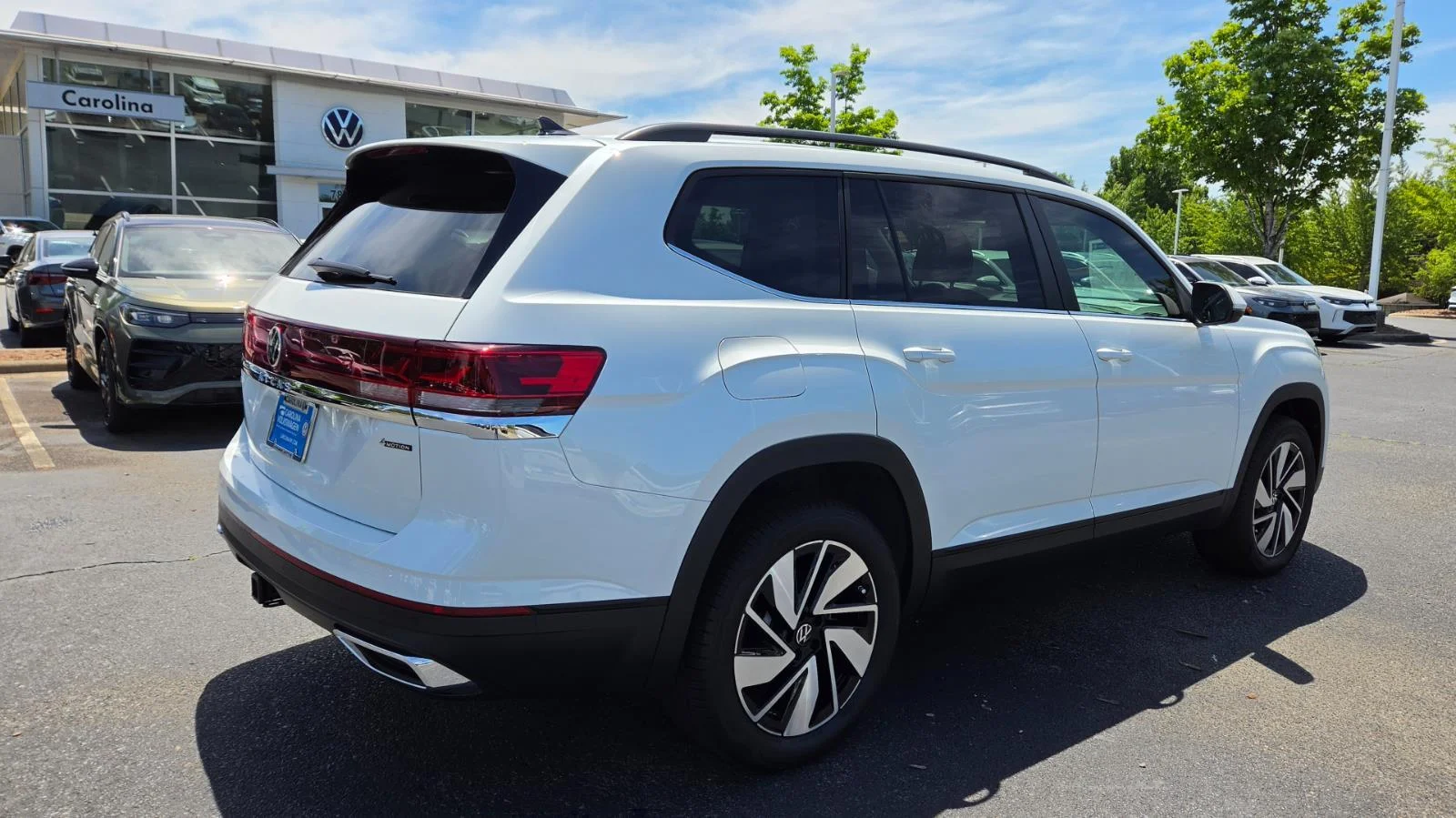 New 2026 Opal White Pearl Volkswagen 2.0T SE w/Technology image 6