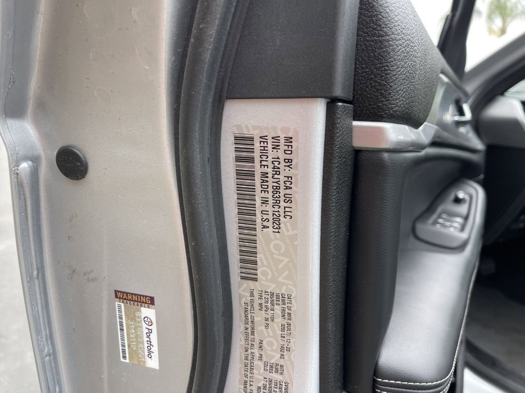 Used 2024 Silver Jeep 4xe image 42