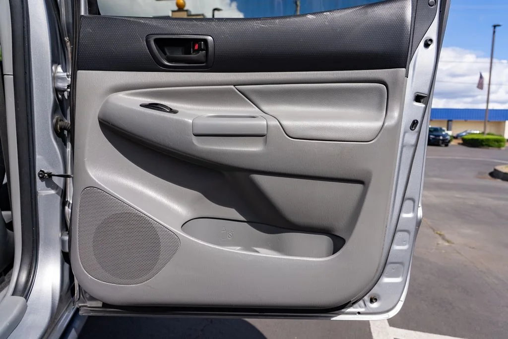 Used 2015 Silver Sky Metallic Toyota PreRunner image 30