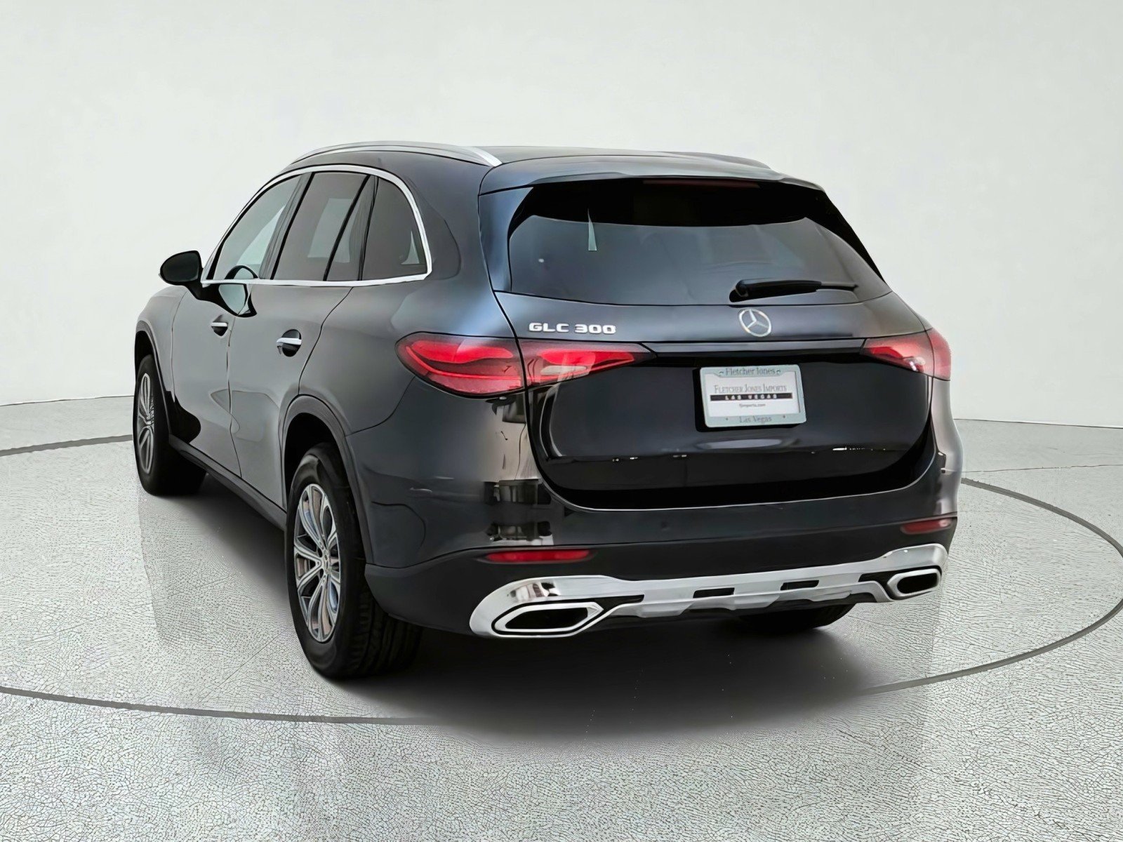 Certified Used 2026 Graphite Grey Metallic Mercedes-Benz GLC 300 image 11