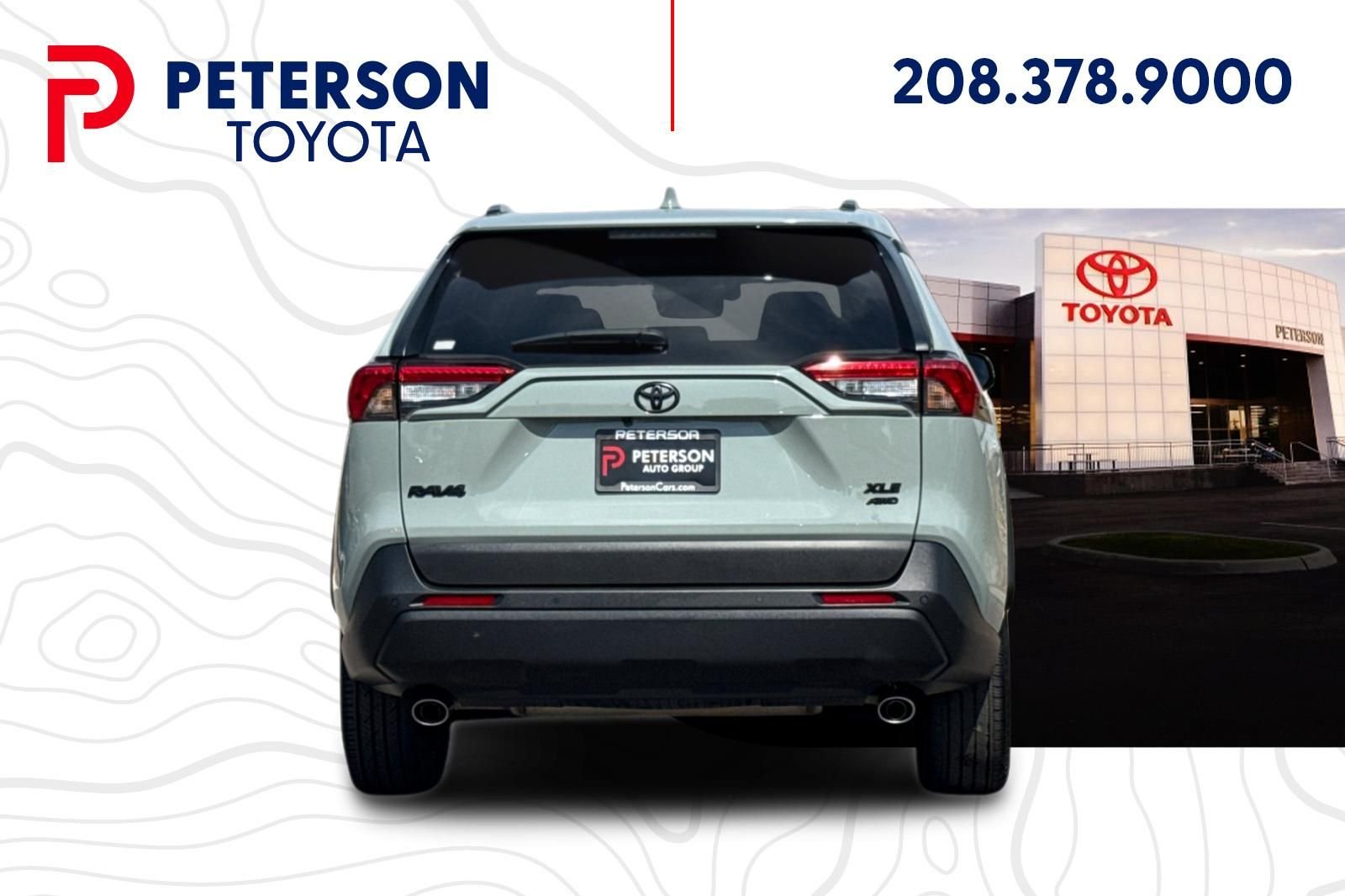 Used 2023  Toyota XLE Premium image 4