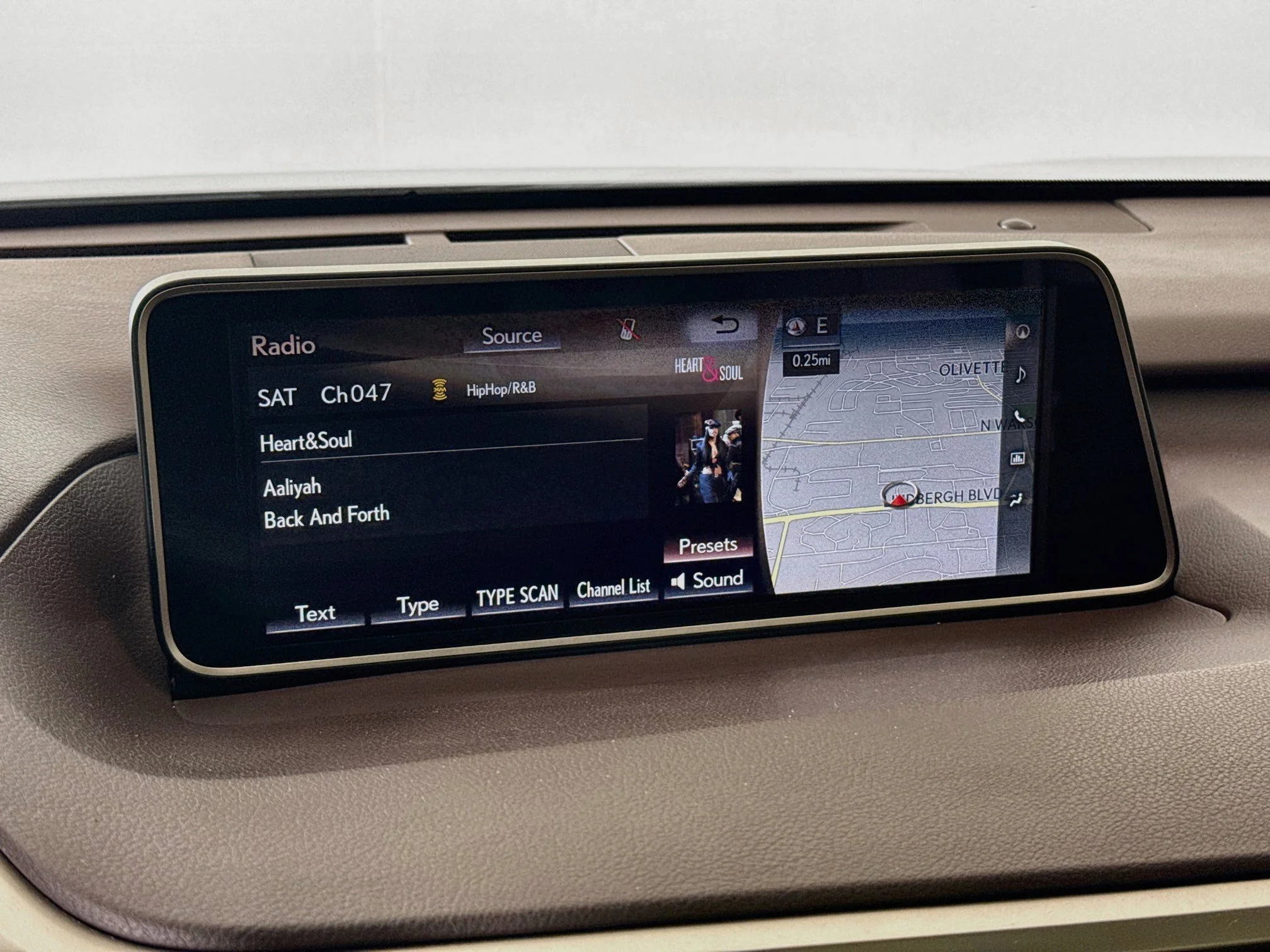 Used 2017 Satin Cashmere Metallic Lexus 350 image 15