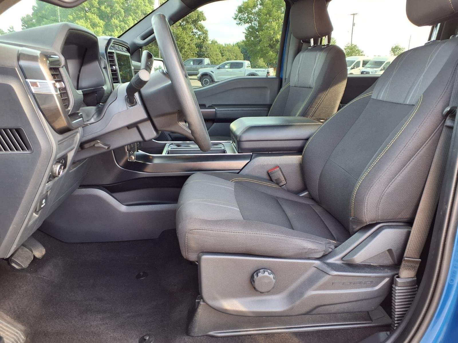 Used 2024 Atlas Blue Metallic Ford STX image 19