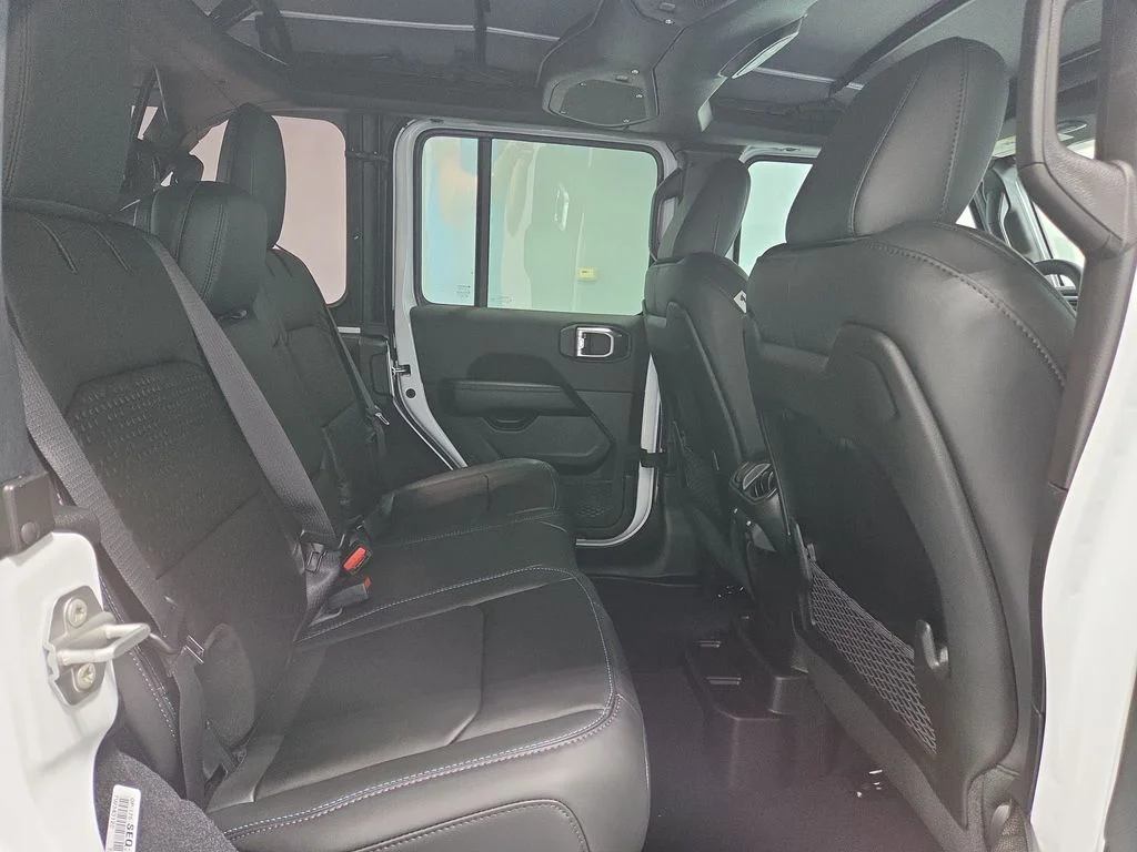 New 2026 Bright White Clearcoat Jeep  image 14
