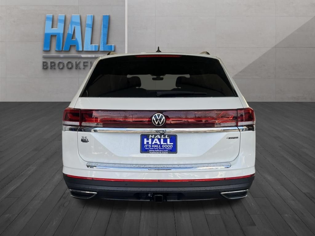 New 2026 White/off-white Volkswagen 2.0T SE w/Technology image 3