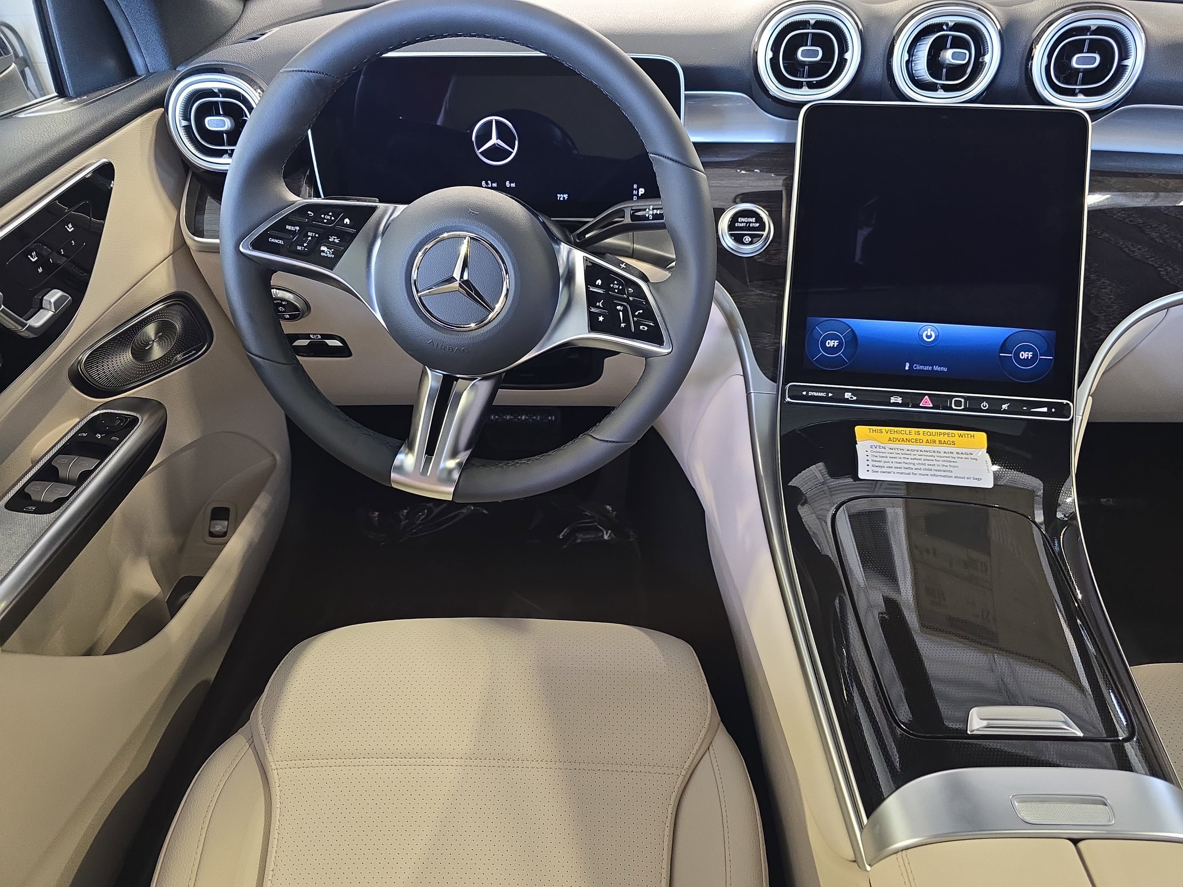 New 2026 Obsidian Black Metallic Mercedes-Benz GLC300 image 17