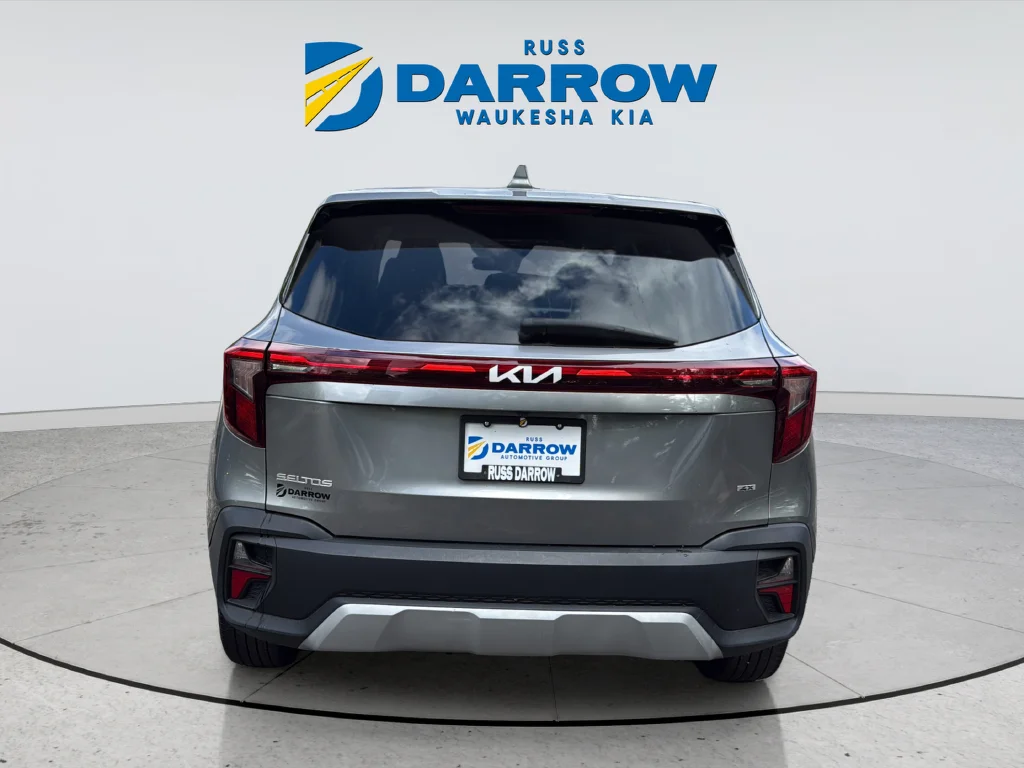 Certified Used 2024 Gray Kia LX image 4