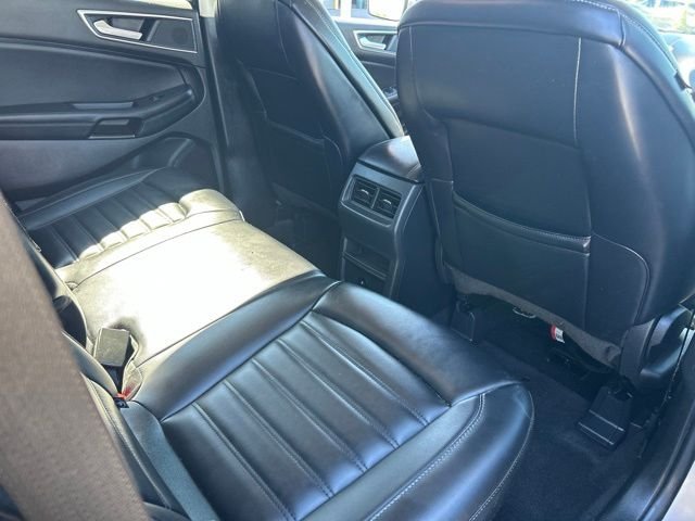 Used 2024 Silver Metallic Ford SEL image 12