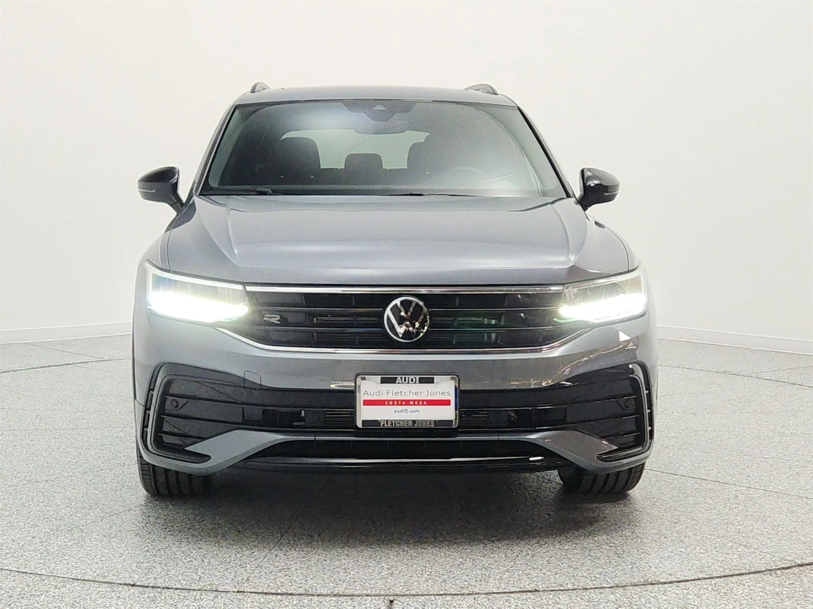 3VVCB7AX7RM057612