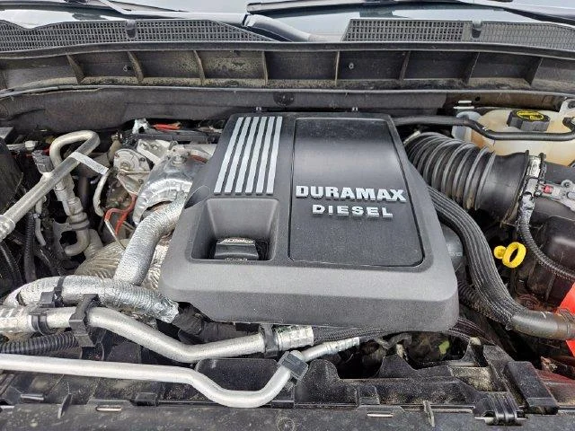 Used 2024 Sterling Metallic GMC AT4X image 22