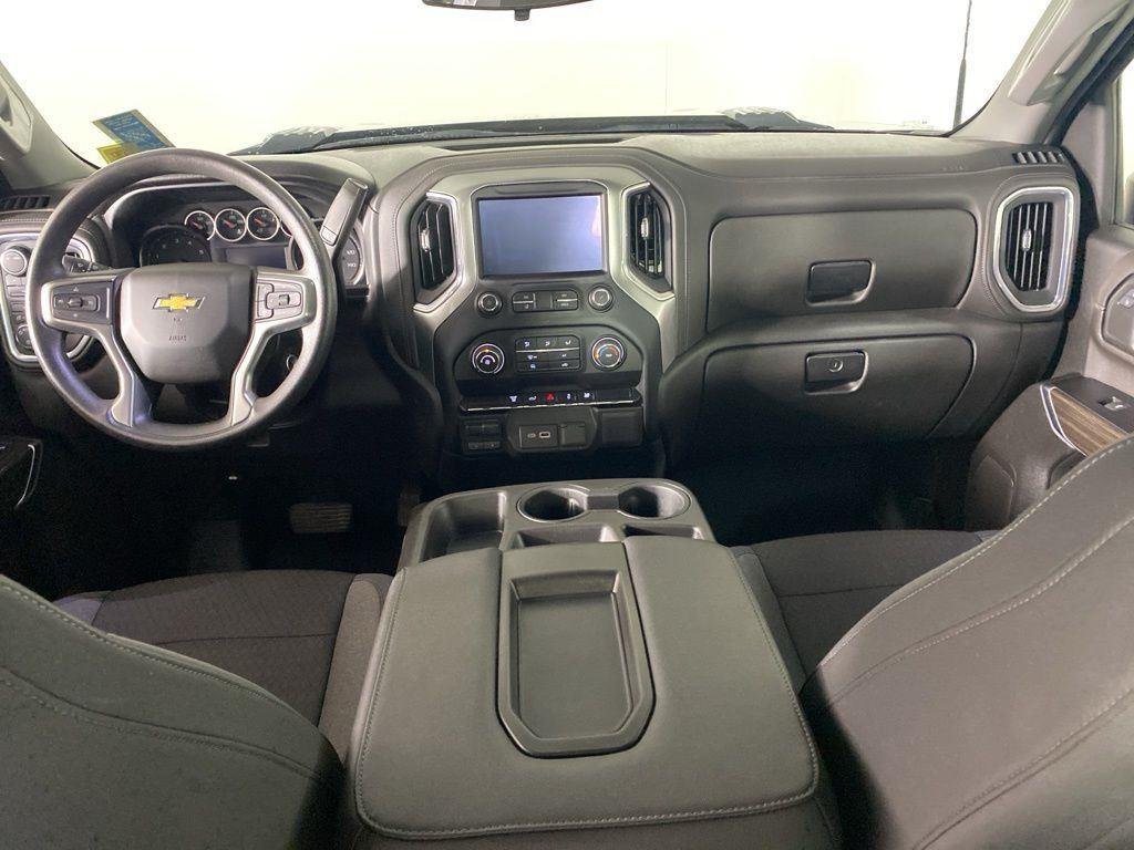Used 2022 Black Chevrolet LT image 21