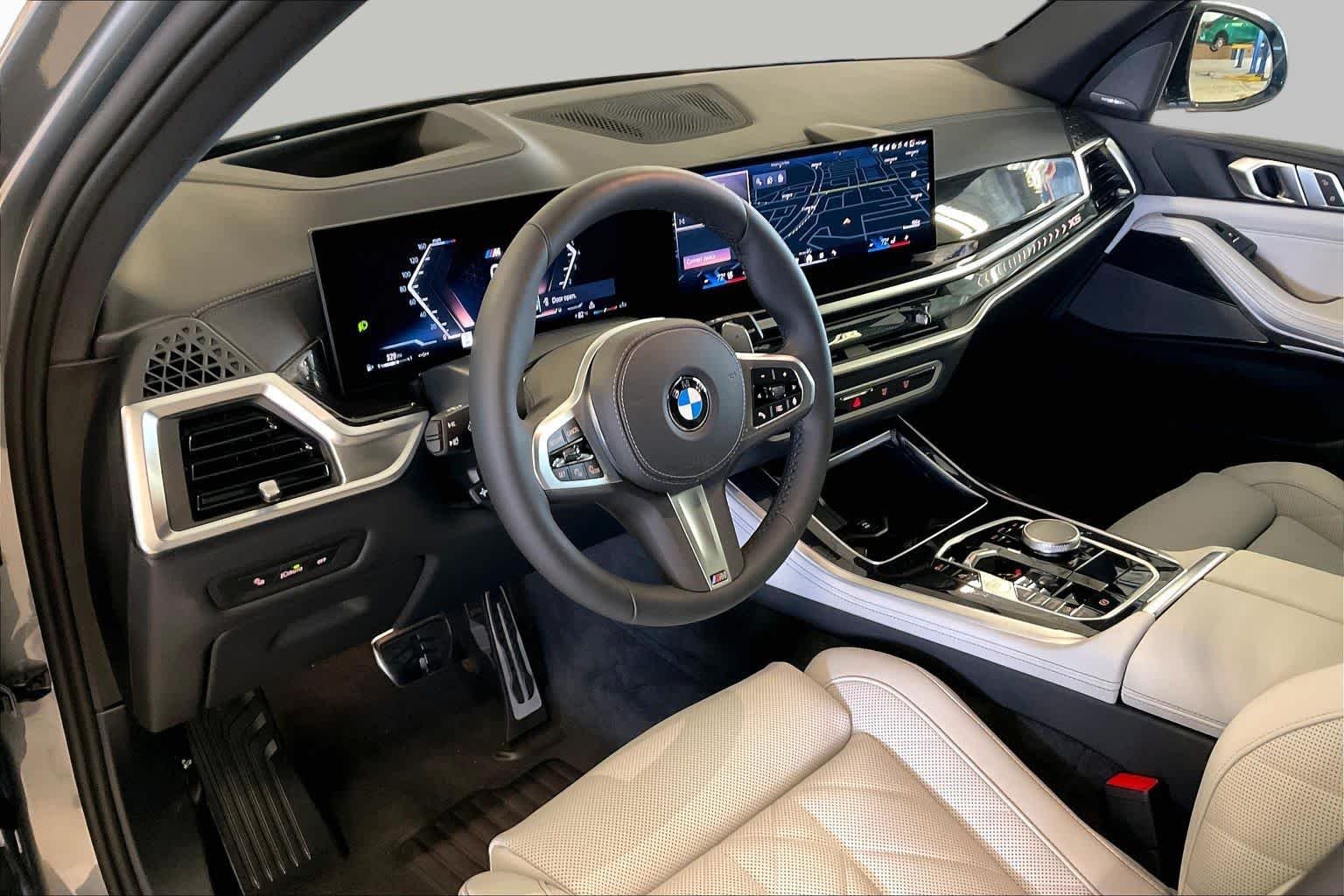 New 2026 Skyscraper Grey Metallic BMW xDrive40i image 8