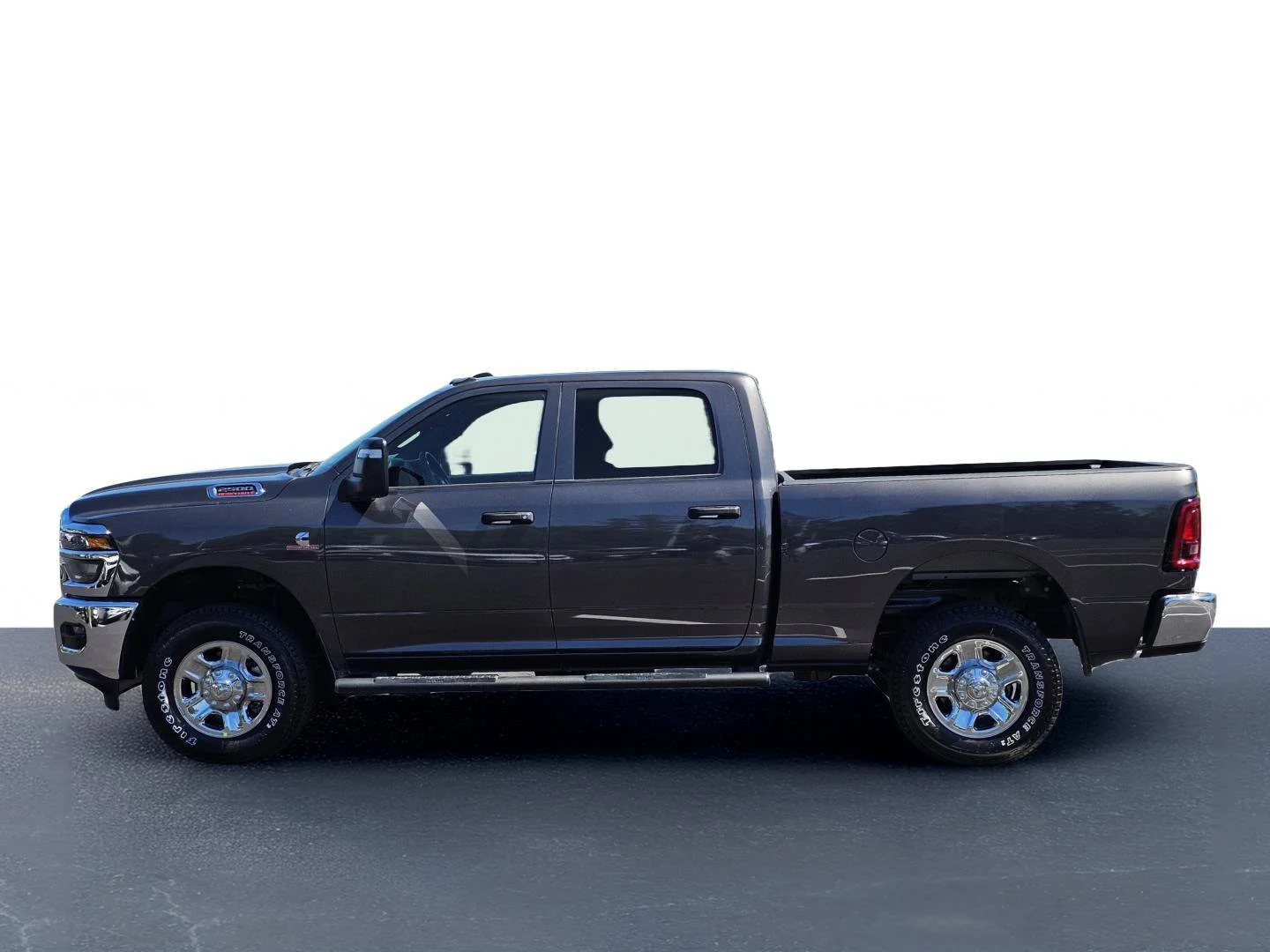 New 2026 Granite Crystal Metallic Clearcoat Ram Tradesman image 14
