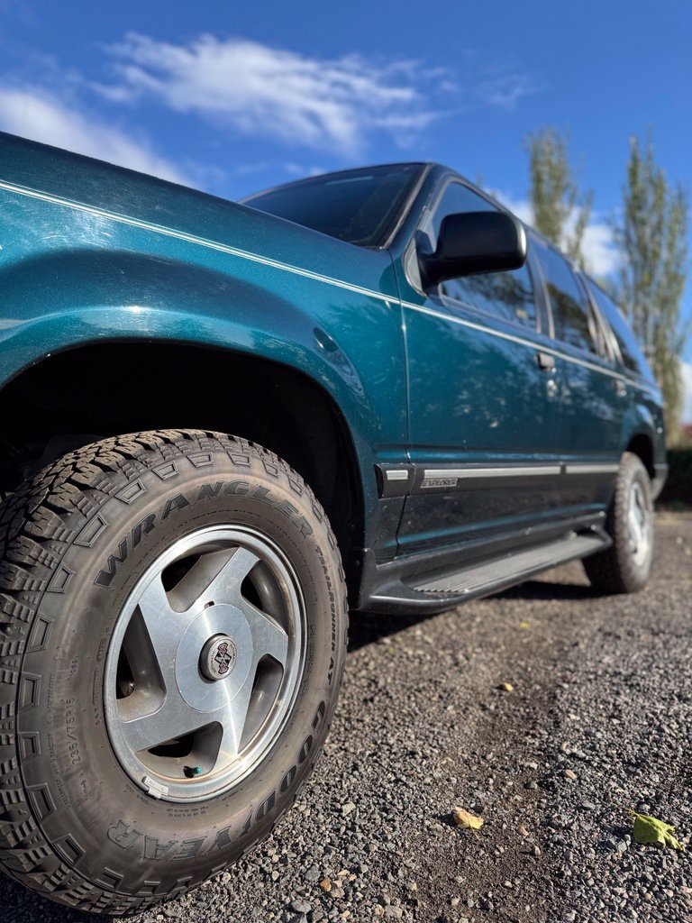 Used 1994 GREEN Ford XLT image 31