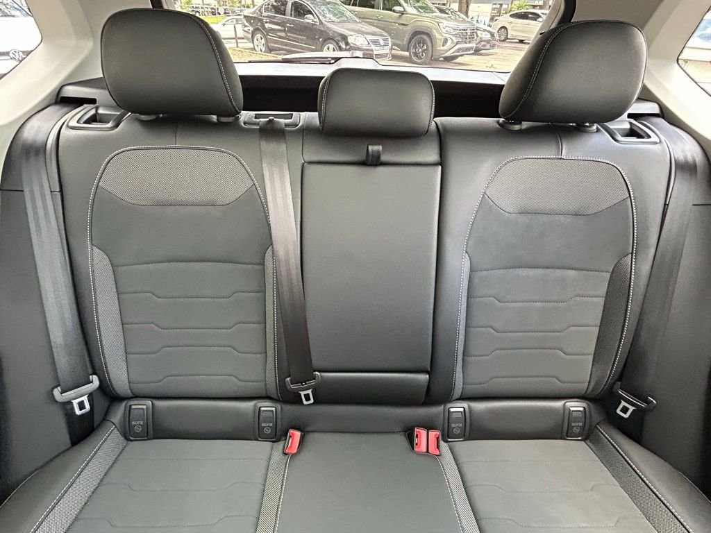 New 2026 Gray Volkswagen 1.5T SE Black image 12