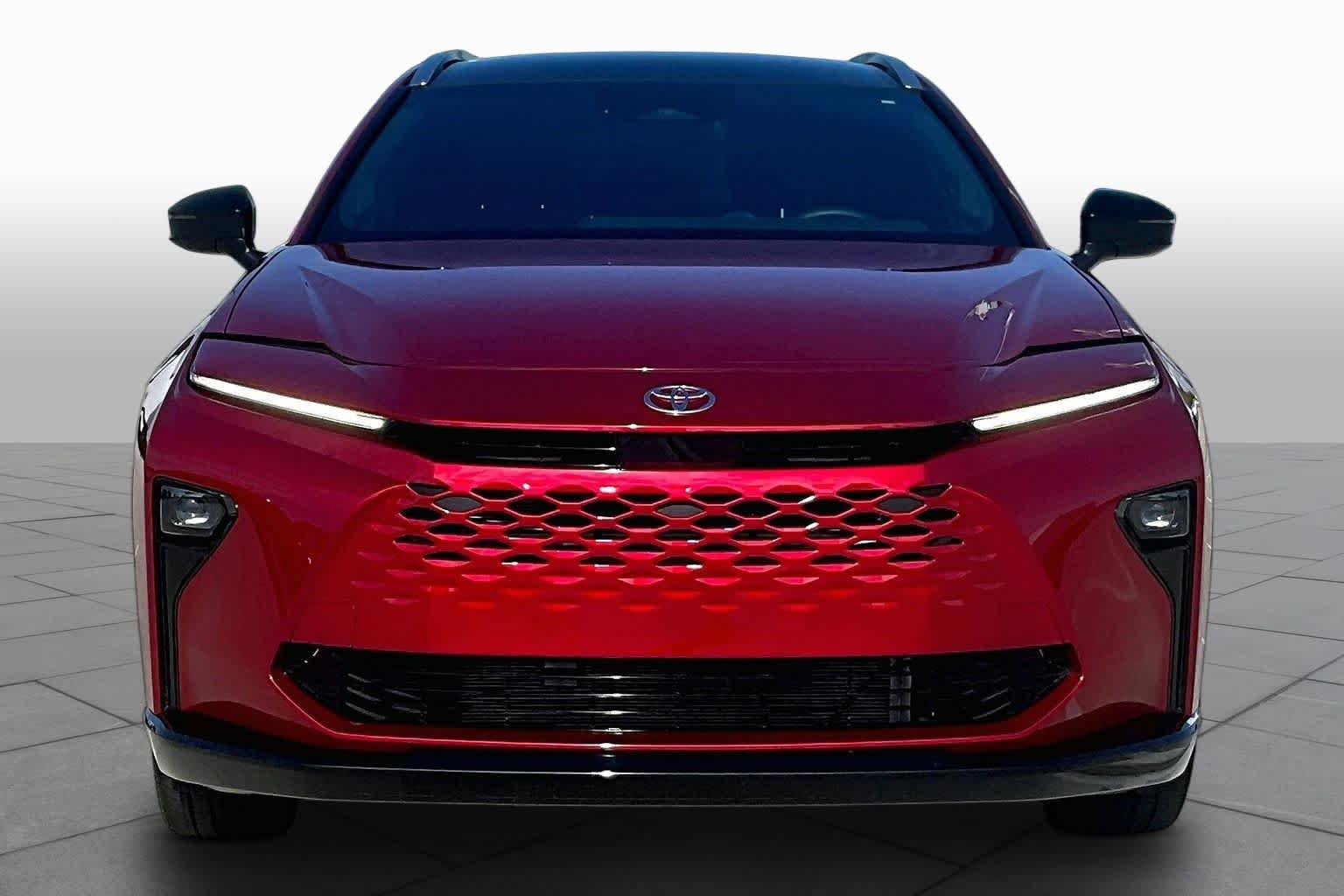 Used 2025 Finish Line Red Toyota Limited image 3