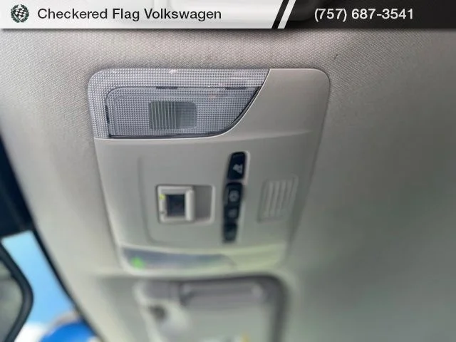 Used 2022 White Toyota LE image 19