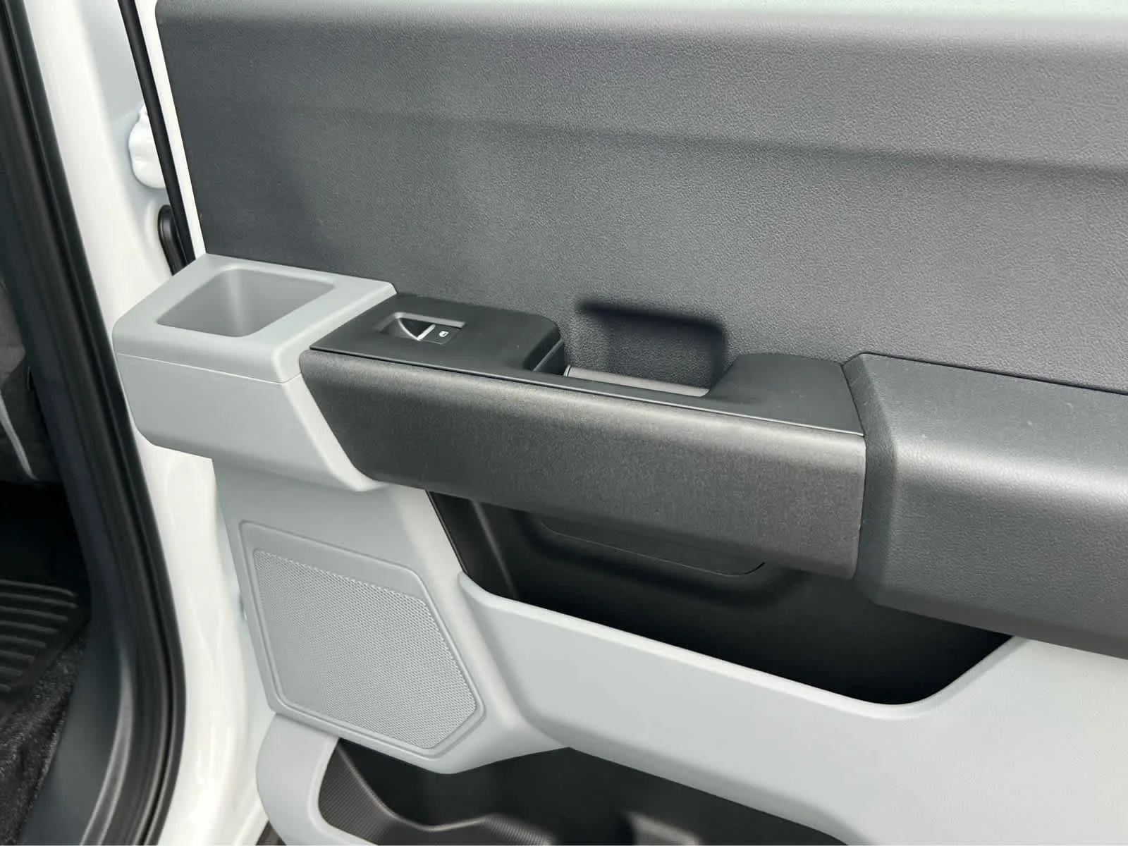 New 2026 Oxford White Ford F-350® XL image 22