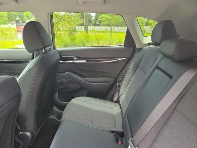 Used 2024 Green Kia S image 13