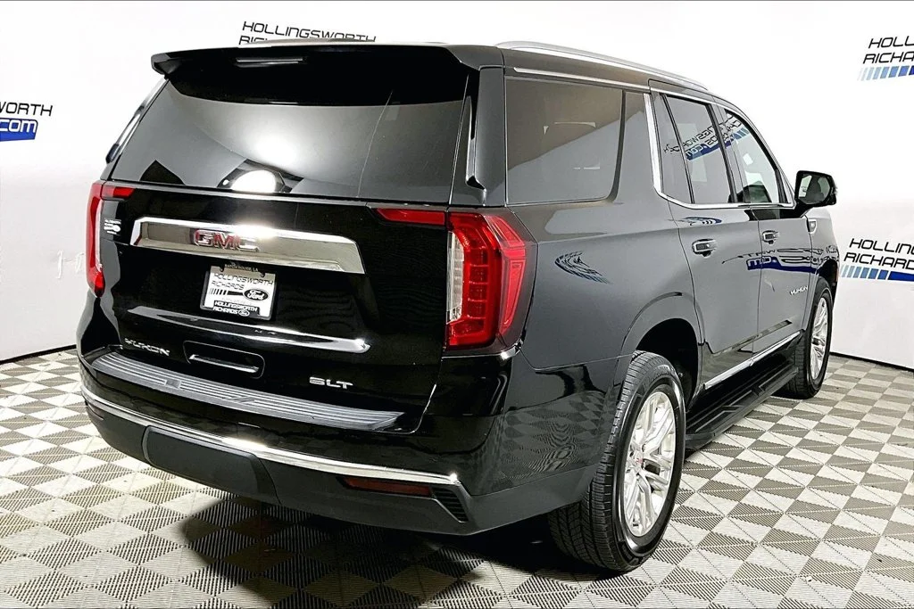 Certified Used 2023 Onyx Black GMC SLT image 9