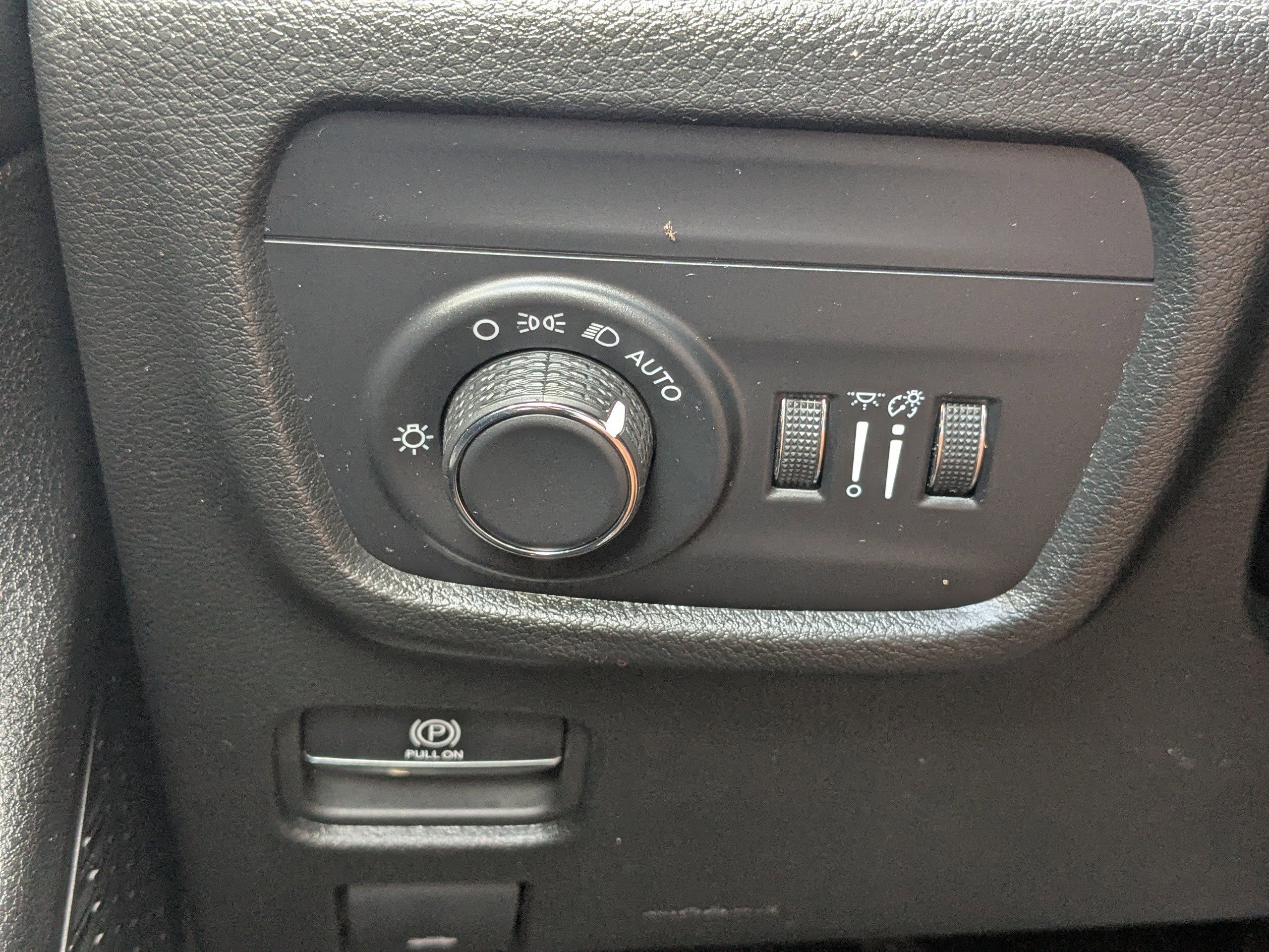 2023 Jeep Grand Cherokee L Laredo - Photo 29