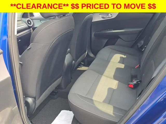 Used 2024 Blue Kia LXS image 17