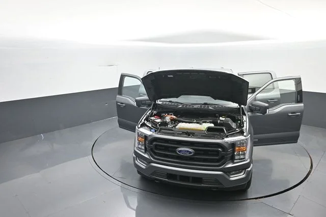 Certified Used 2023 Gray Metallic Ford XLT image 33