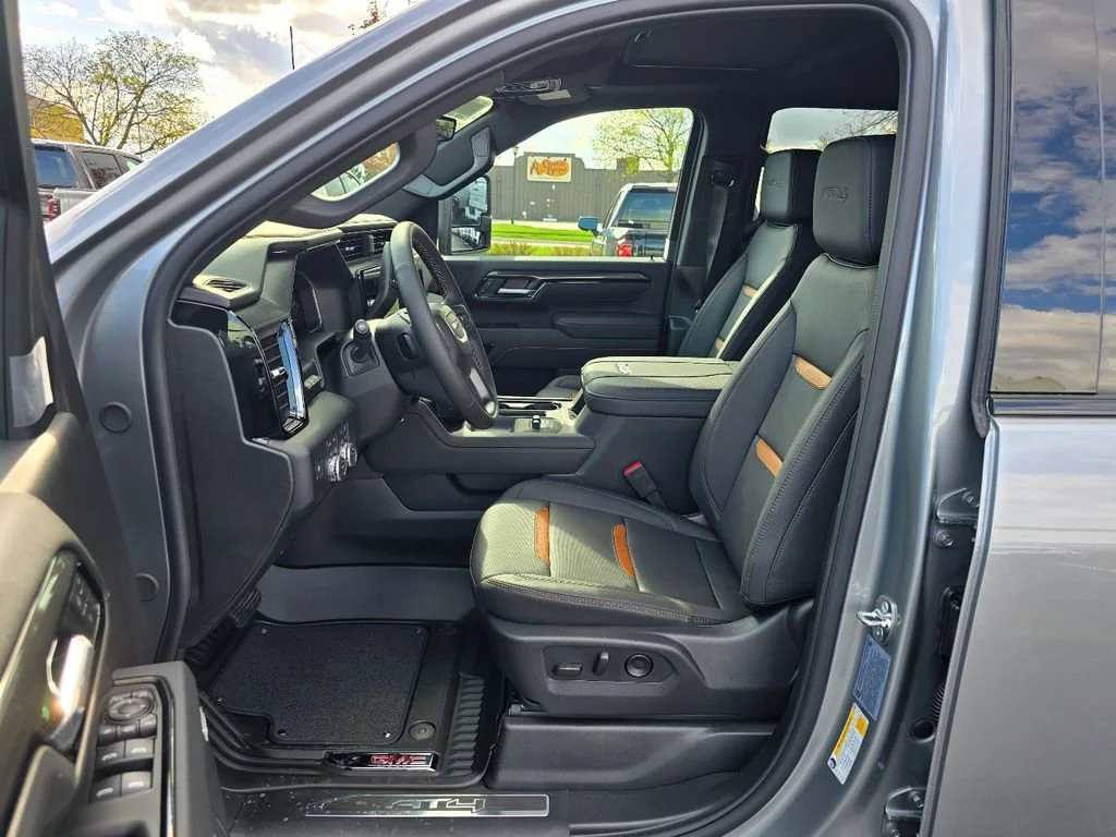 2026 GMC Sierra 2500HD AT4 - Photo 15