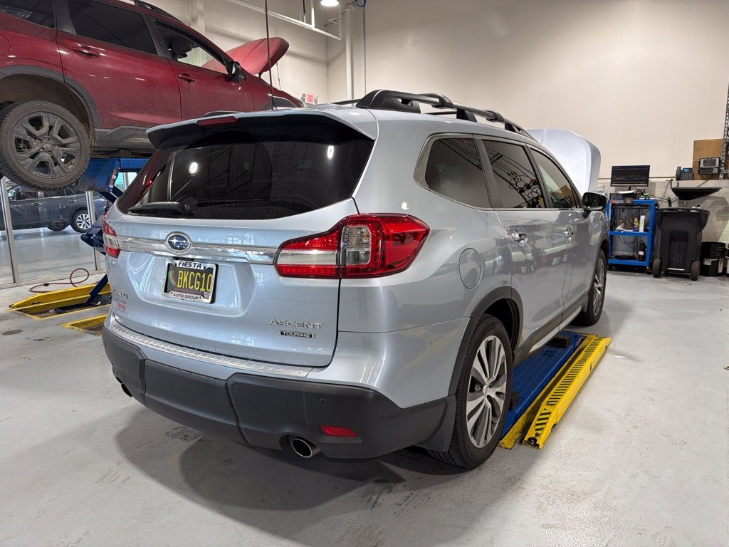 Used 2022 Silver Subaru Touring image 5