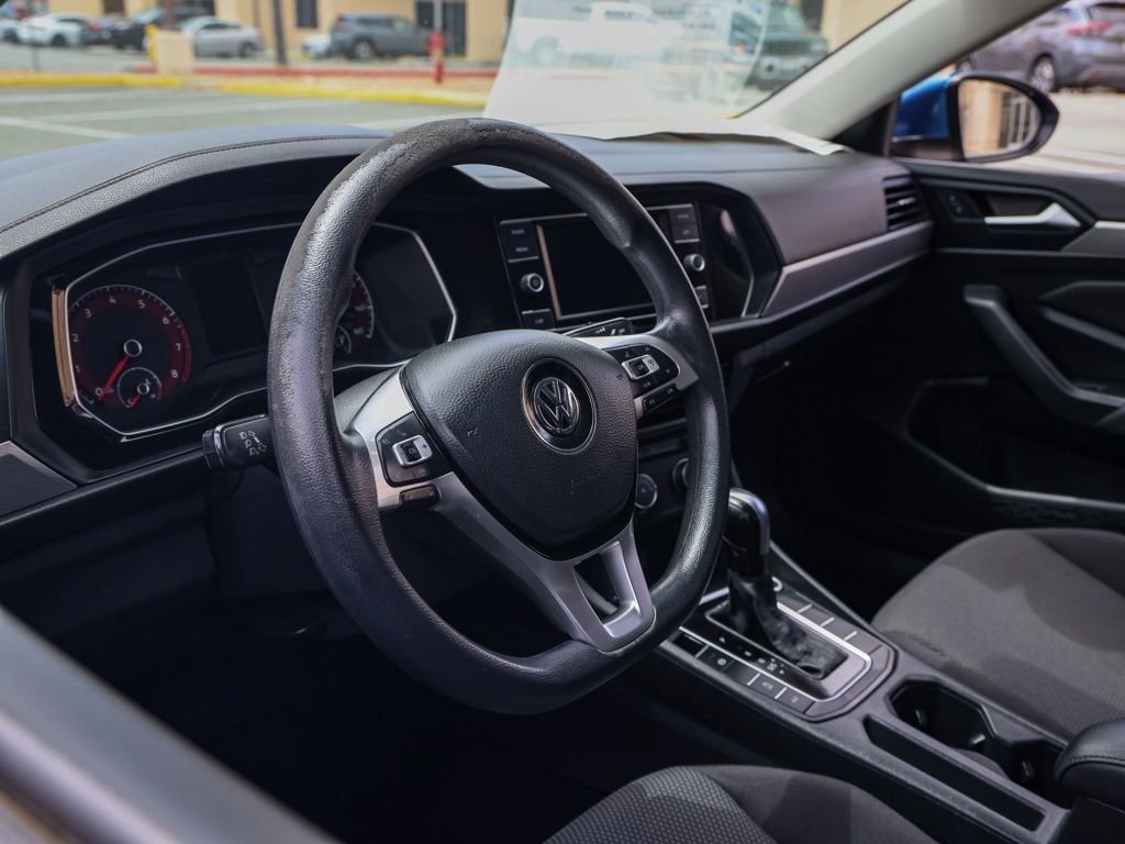 Used 2019  Volkswagen 1.4T SE image 13