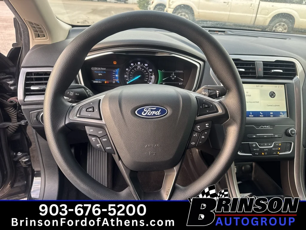 Used 2020 Agate Black Metallic Ford SE image 17