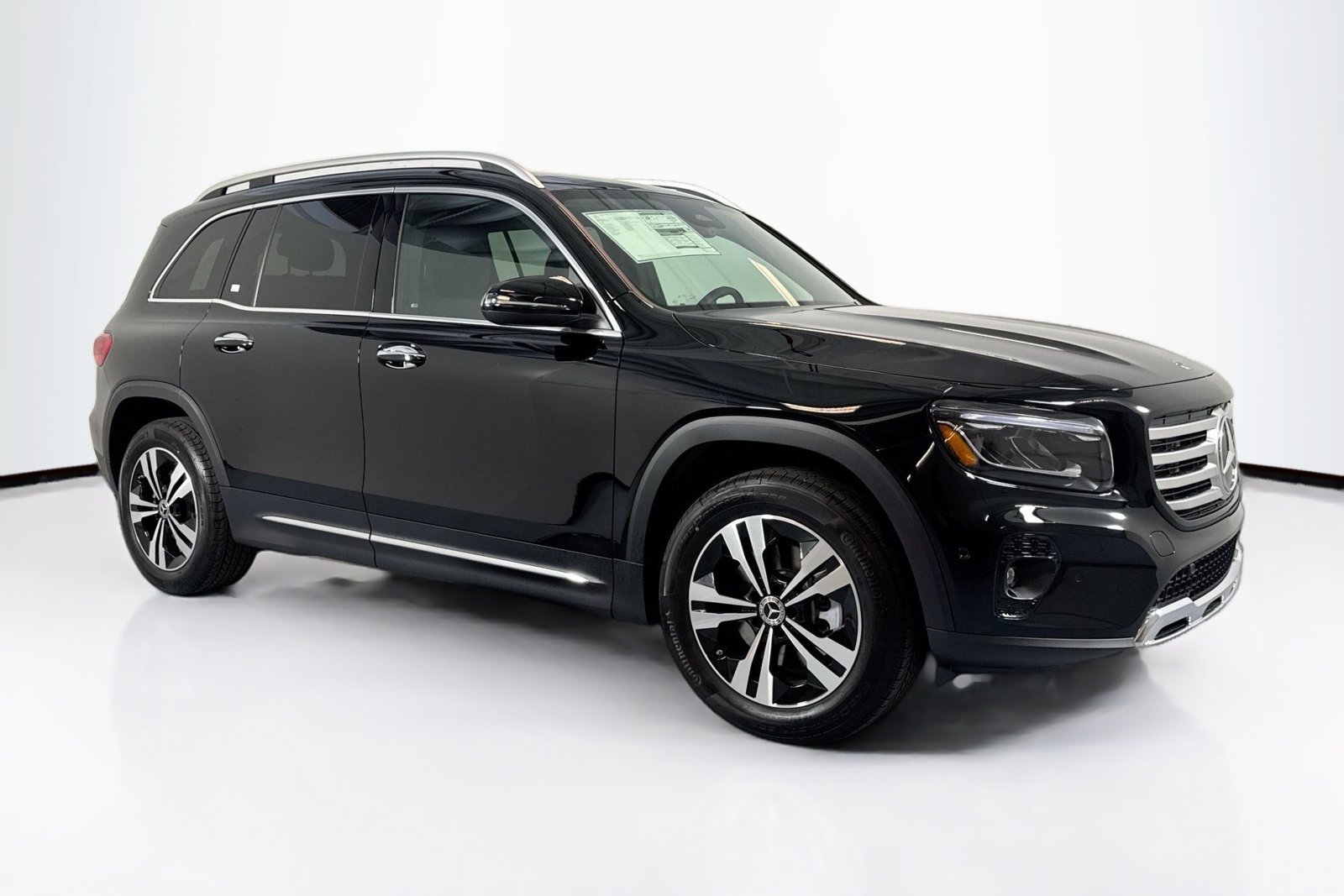 New 2026 Night Black Mercedes-Benz GLB 250 image 3