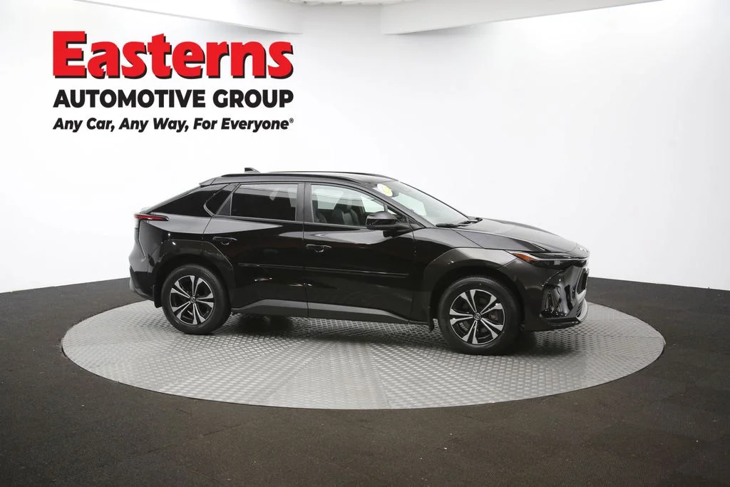 Used 2023 Black Toyota XLE image 43