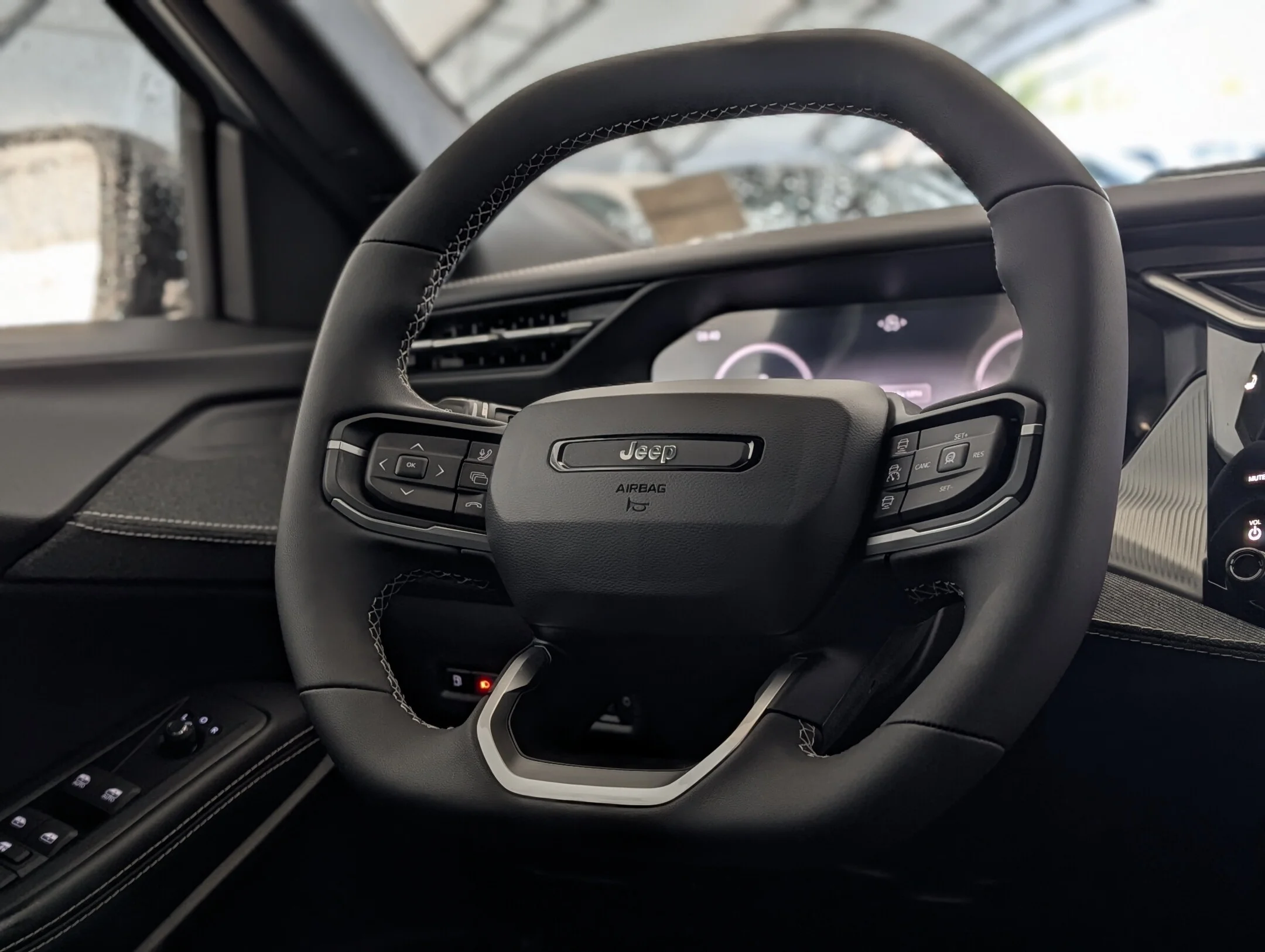 New 2026 White Jeep - - Hybrid - Adaptive Cruise - 12.3 Display - Heated Seats - Blind Spot Monitor & More! image 15